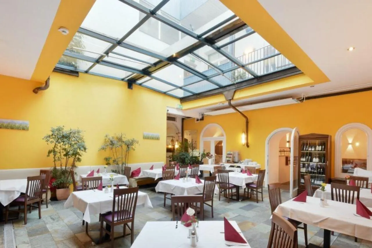 ****  Boutique Hotel Dom - Rooms & Suites Graz Österrike