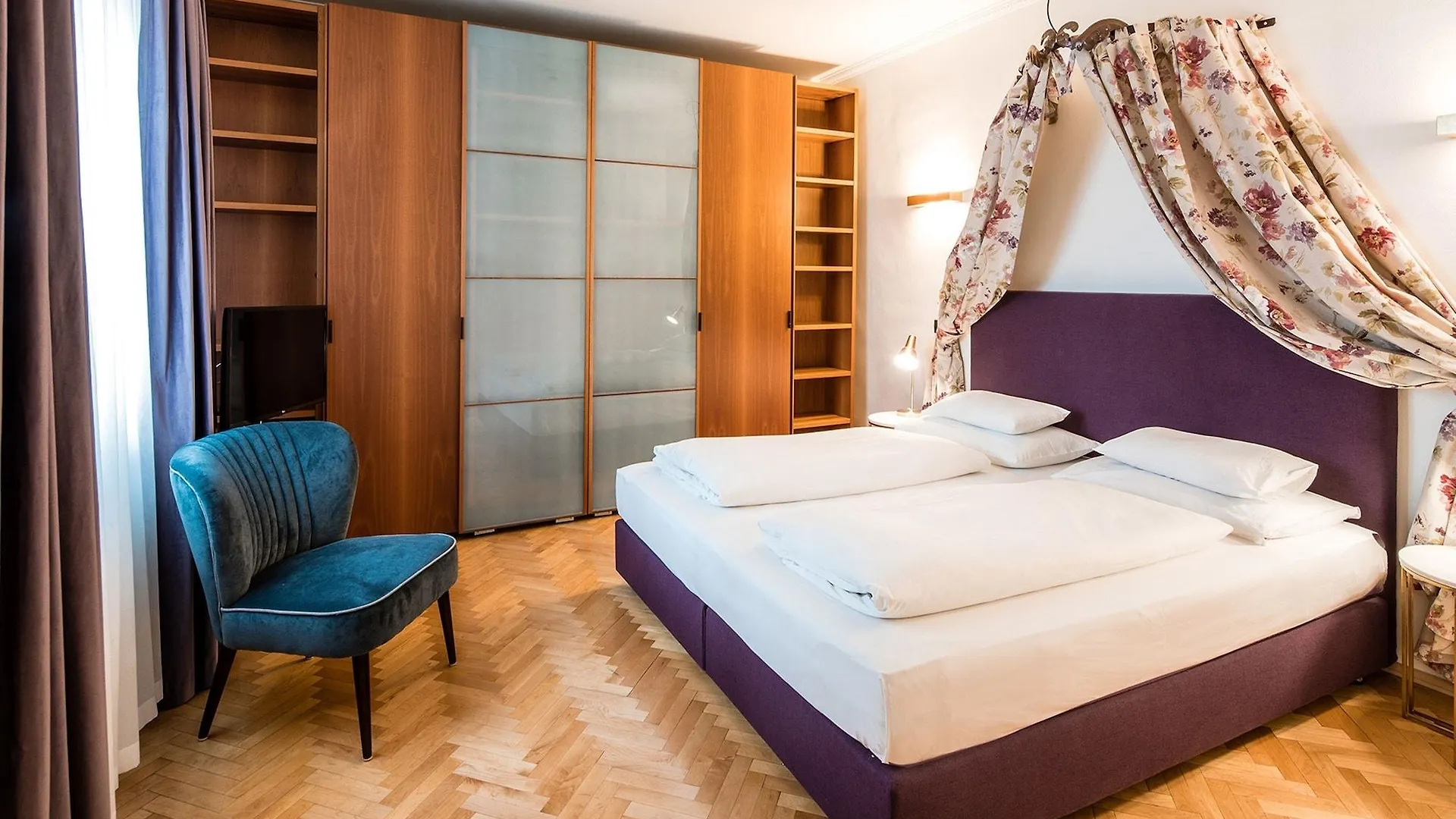 ****  Boutique Hotel Dom - Rooms & Suites Graz Österrike