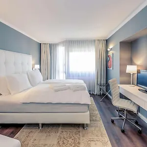 Mercure Raphael 4* Wien