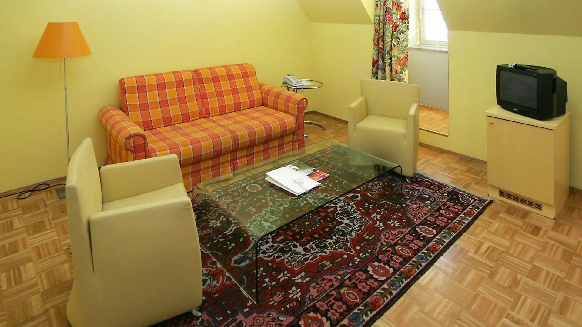 Boutique Hotel Dom - Rooms & Suites Graz